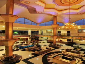 Yusro Hotel Restaurant & Convention - Image 2