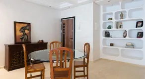 Luxury two bedrooms apartment - Best location - Image 4