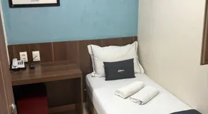 Downtown Santana Hotel - Image 2