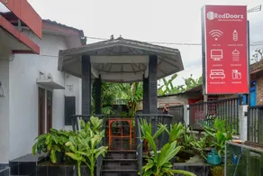 RedDoorz near Alun Alun Wonosobo 2 - Image 4