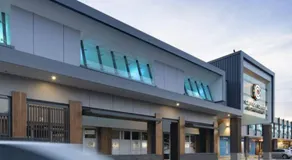 Malls at Doorstep 2-Bed Unit in Heart of Cannon Hill - Image 3