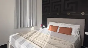 Luxury Panoramic Penthouse w Jacuzzi & Sea View - Image 2