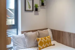 Wolverhampton 2 Apts | Excellent Location| Parking - Image 5