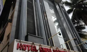 OYO Flagship 810923 Hotel Shiva International - Image 2