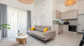 President Bungalows and Apartments - Image 2