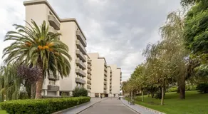 Apartamento Luminoso Cerca Playa Sardinero Con Parking Privado - Image 4