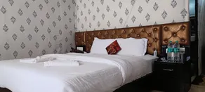 MORNI HILLS RESORT - Image 4