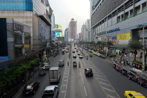 Le Touch Hotel Pratunam Bangkok - Image 1