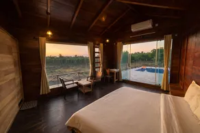 Whispering Woods Chalet - Image 2