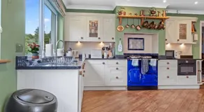 Beautiful Detached Property Hot Tub Sauna - Pass the Keys - Image 5