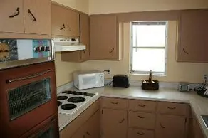 Hidden Harbor Suites - Image 3