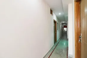 OYO 76709 Hotel Mannat Stays - Image 2