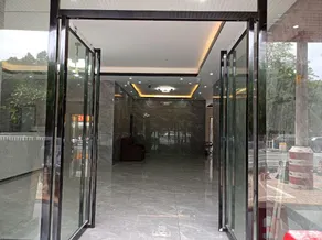 Xintiandi Hotel (Asia's No. 1 Fountain Hotel) - Image 4