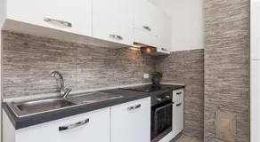 Cozy Apartment In Stara Novalja - Image 3