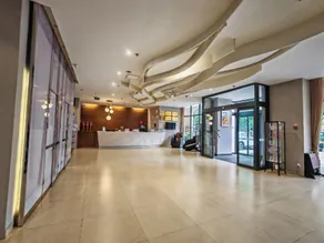 Pesht Hotel - Image 3