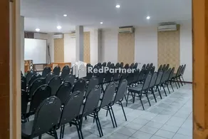Palu City Guest House Mitra RedDoorz - Image 5