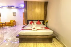 HOTEL PKP GRAND - Image 2