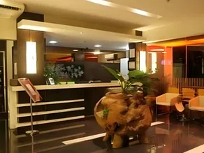 BAMBOO INN HOTEL & CAFE - Image 5
