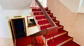 Hotel 194 - Image 3