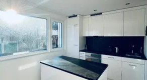 Appartamento con terrazza e griglia - Image 4