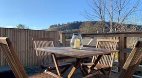 Renovated Miner’s Cottage - family & dog friendly - Image 3