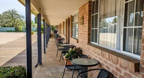 Highlands Motor Inn - Image 2