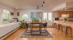 Bootleggers Condo 2 Bedroom Modern Condo in Heart of Downtown - Image 3