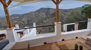 Beautiful Rustic House - Image 3