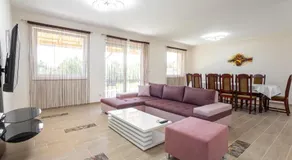 Koppány Luxor Vendégház - Image 2