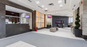 Corporate 2BR Condo Celebration Sq Parking 19th - Image 2