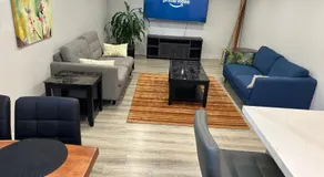 Luxury 2 Bedroom House - Image 3