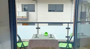 Apartamento con Piscina, Garaje y Terraza de 100m - Image 3
