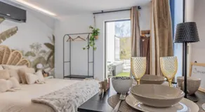 Le Chêne Doré Appartement cosy Jacuzzi Privé accès à pieds centre touristique - Image 2