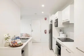 Smart Suites Self Check-in Apartments - 16 Freney - Image 2