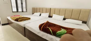 SHREE AYODHYA DHAM GUEST HOUSE - Image 2