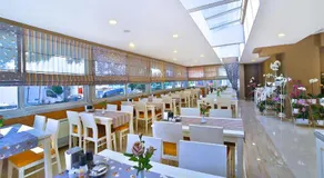 The Hera Premium Hotels - Image 2