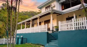 AC Room Villa Summer Hill Holiday Bungalow - Image 4