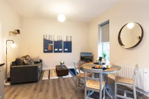 Blue Door Apartments - Image 2