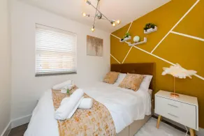 3 Beds Flat |Relocation|Contractors|Leisure - Image 4