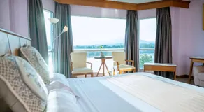 Viang Tak Riverside Hotel - Image 2