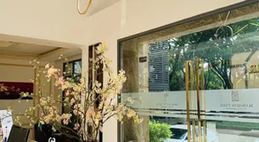 Mansion Park Hotel & Apartment - Image 2