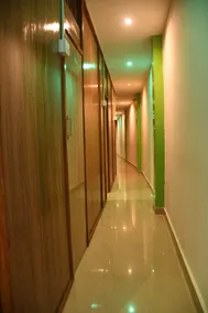 Airport Cabin Stay Mumbai Near T2 - Image 4