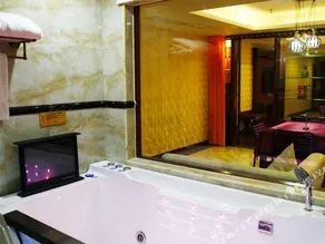 Rong Yi Hotel - Image 2