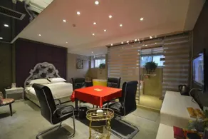 Venice Hotel - Image 3