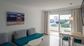Apartamentos La Santa Maria - Image 2