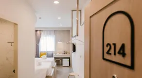Nappiness Hotel - Image 3