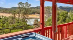 Naci Lakeview Retreat by Avantstay Game Room + Bar + Lake Views Gated Marina, Ramps + Pool - Image 3