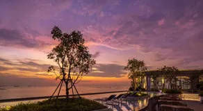 S Sriracha Hotel & Residence - Image 4
