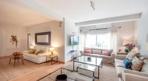 One&Lux Aire - Spacious and Bright Apartment in the Heart of Seville - Image 2
