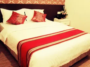 Adel Hotel - Image 5
